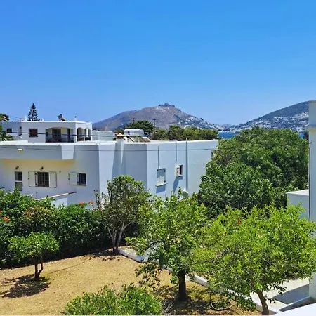 Feriehus Blue Acacia In Leros *
